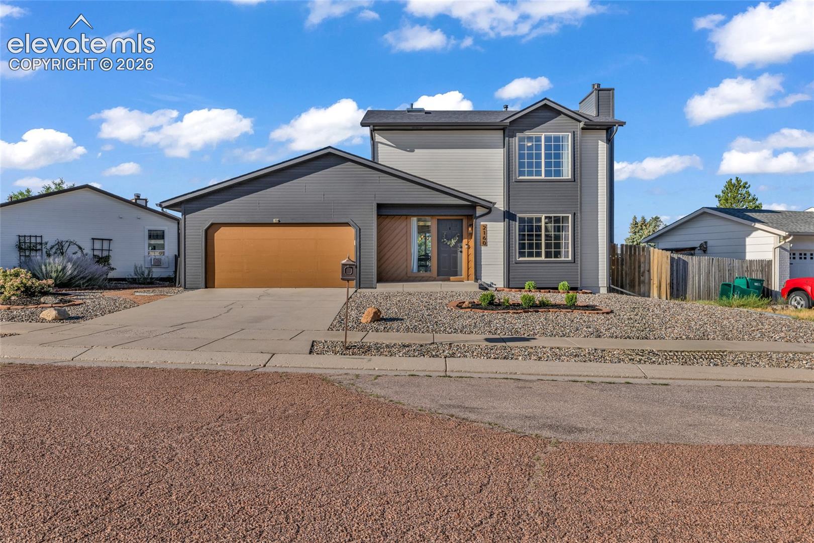 2160 Ambleside Drive — photo