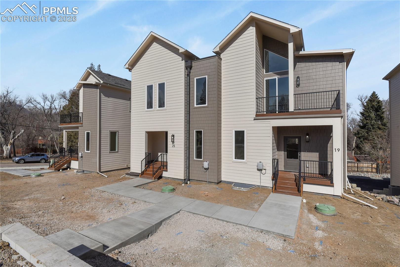 7 Noyer Court — photo
