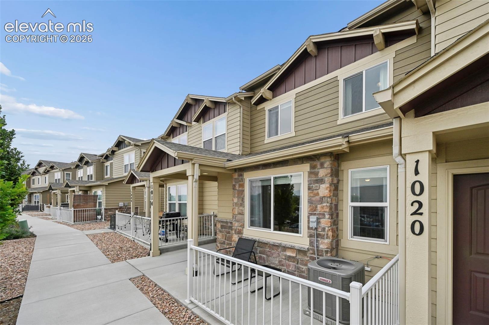 1014 Petra Heights — photo