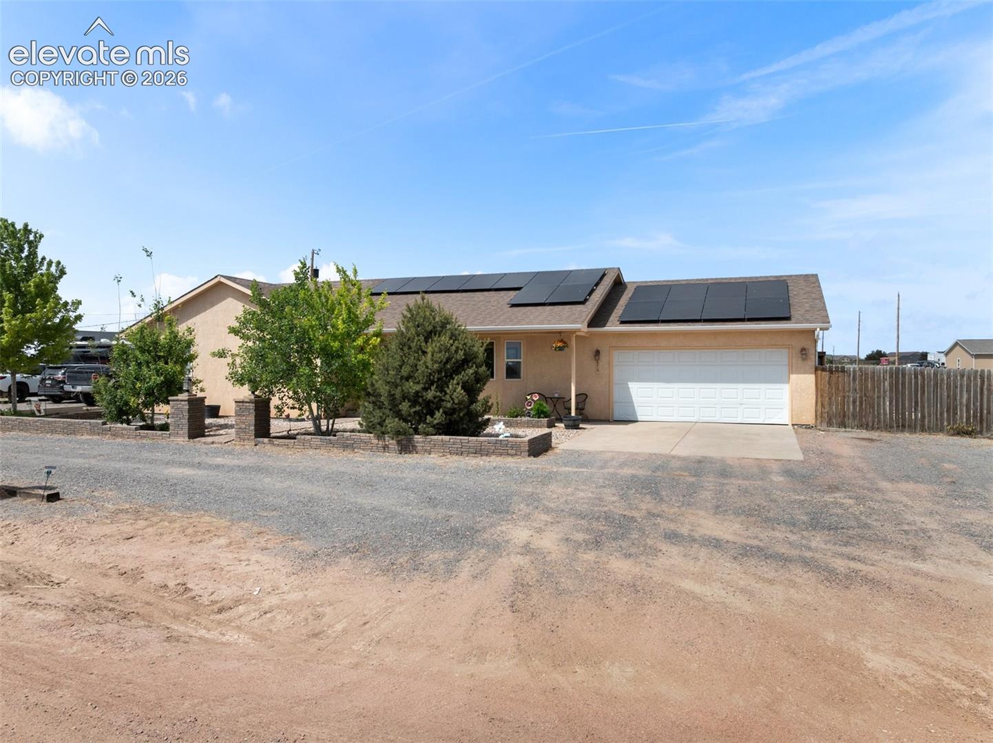 675 E McClave Drive — photo