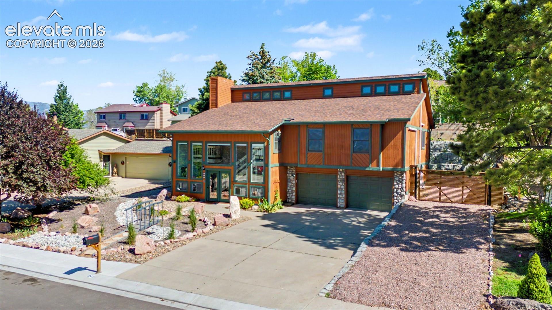840 Pulpit Rock Circle — photo