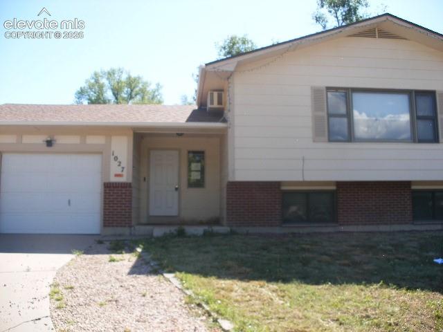 1027 De La Vista Lane — photo
