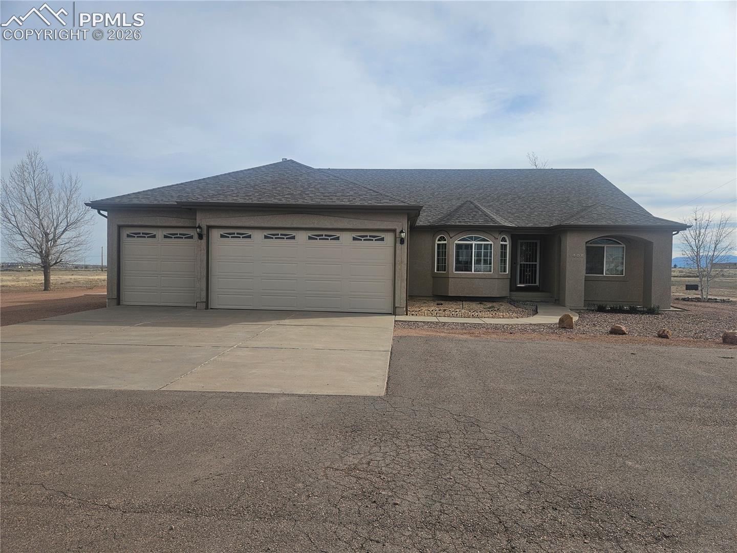 1408 E Kiva Drive — photo