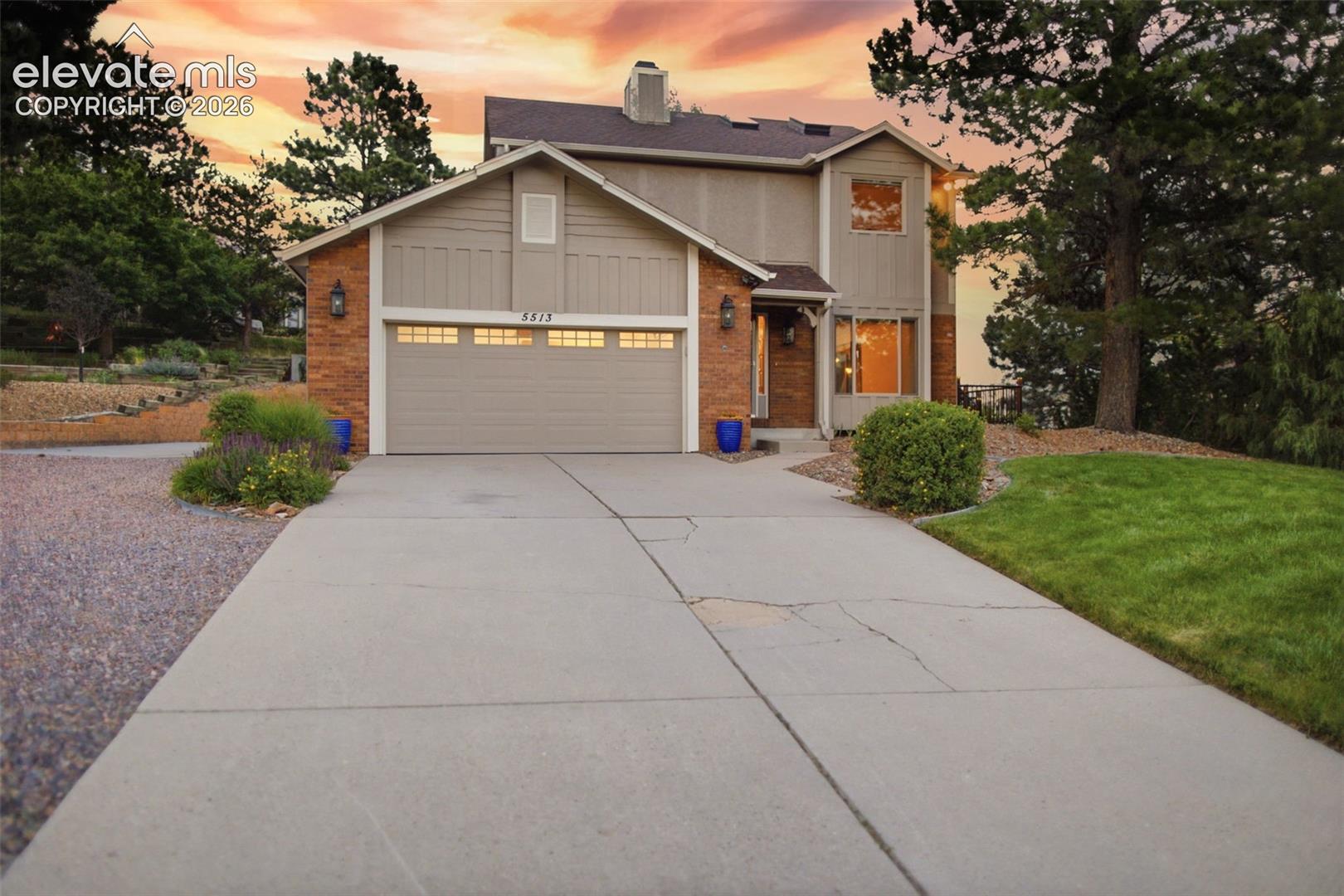5513 Saddle Rock Trail — photo