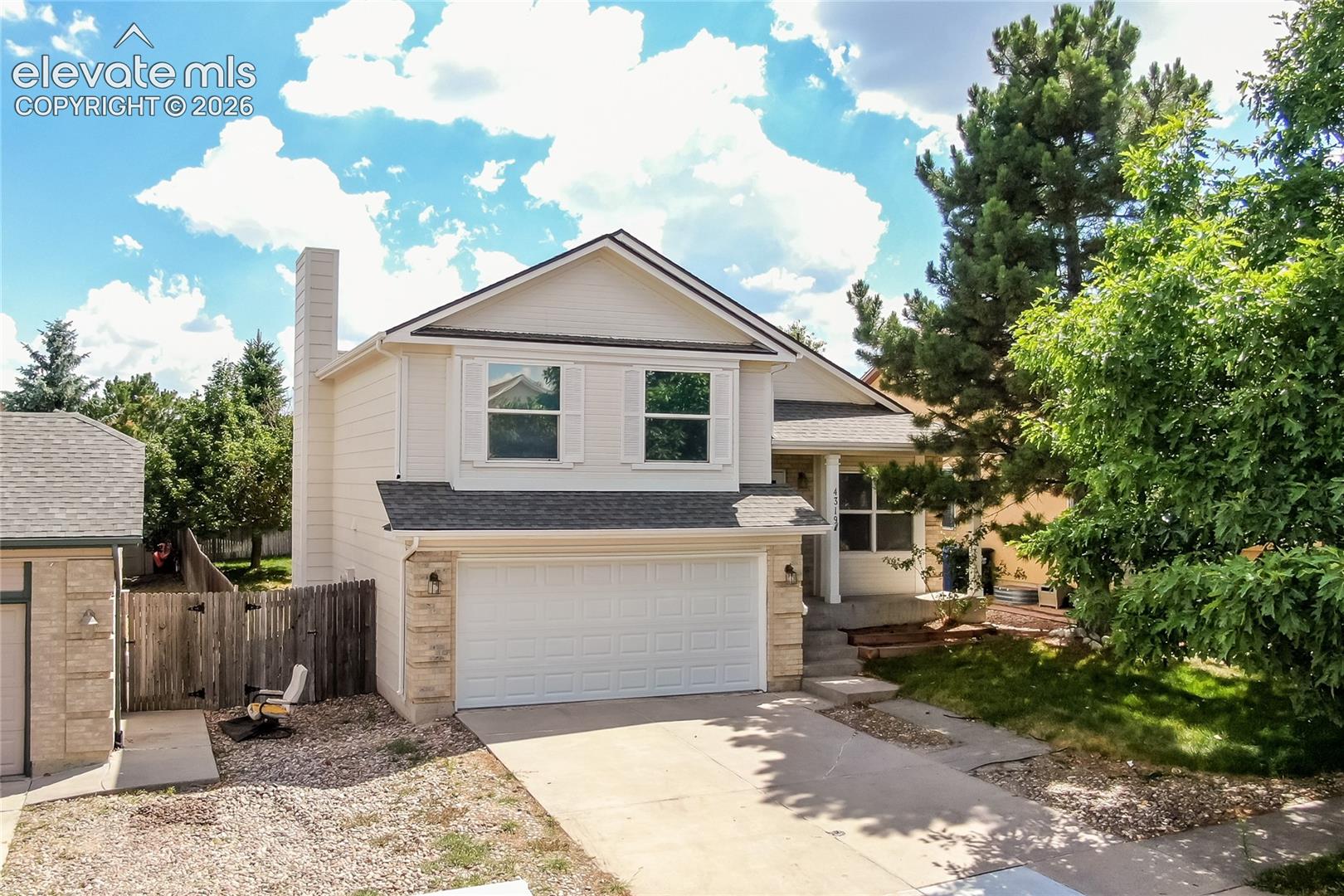 4319 Apache Plume Drive — photo