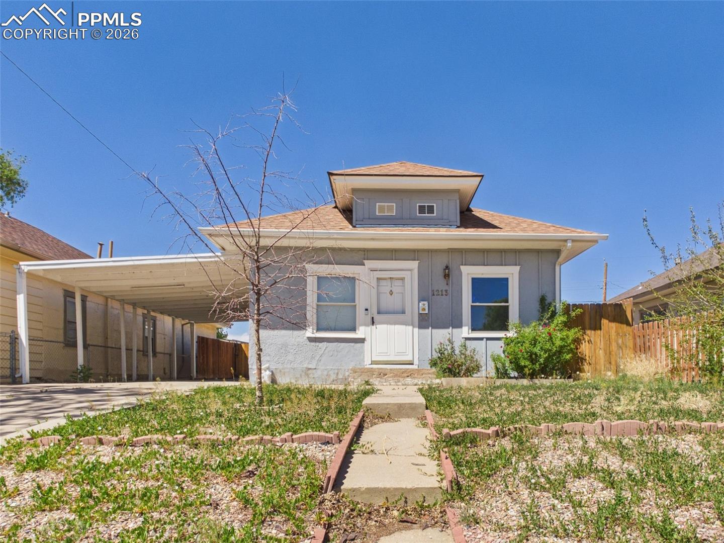 1213 E 13th Street — photo