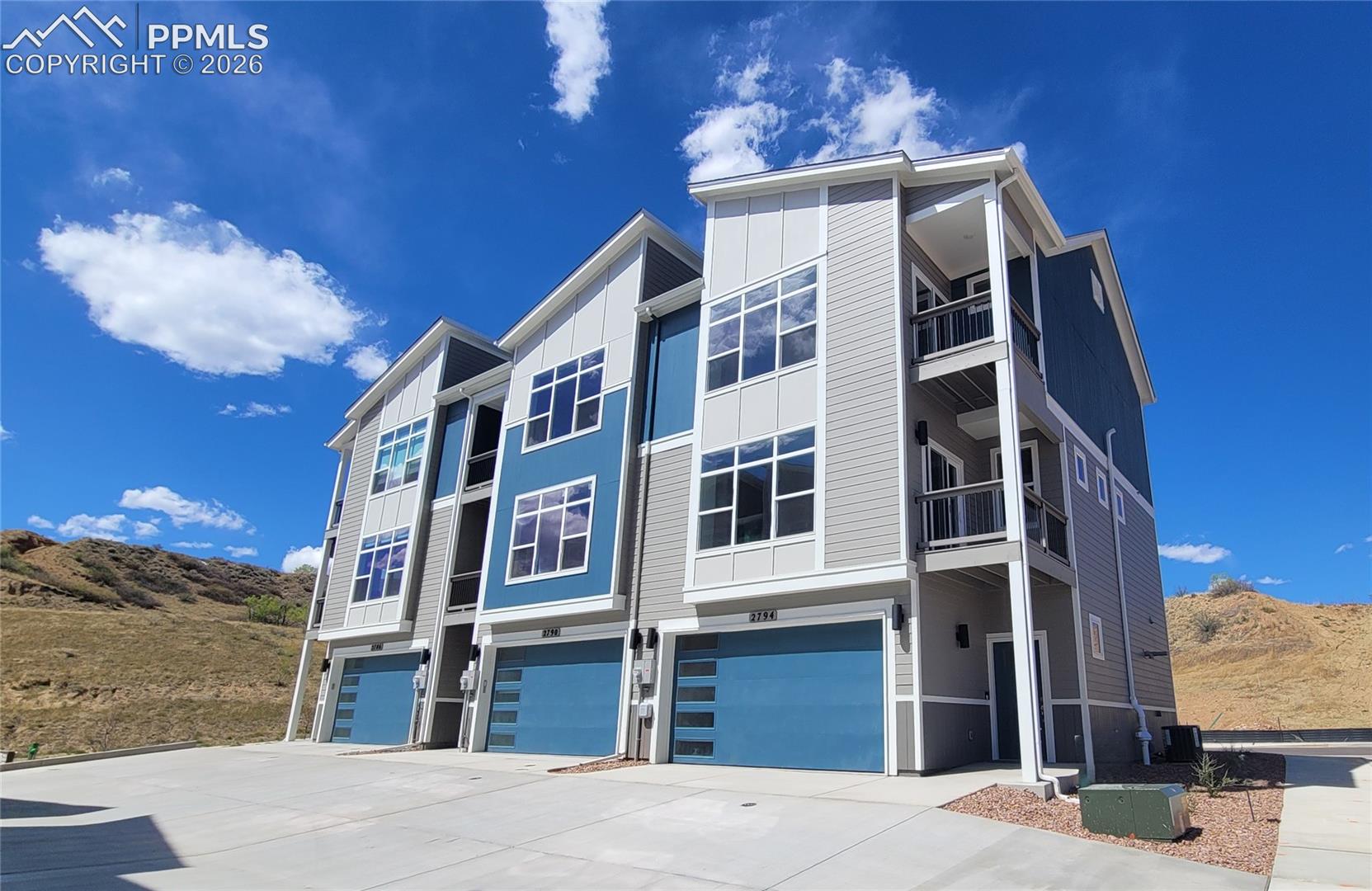2794 Soleil Heights — photo