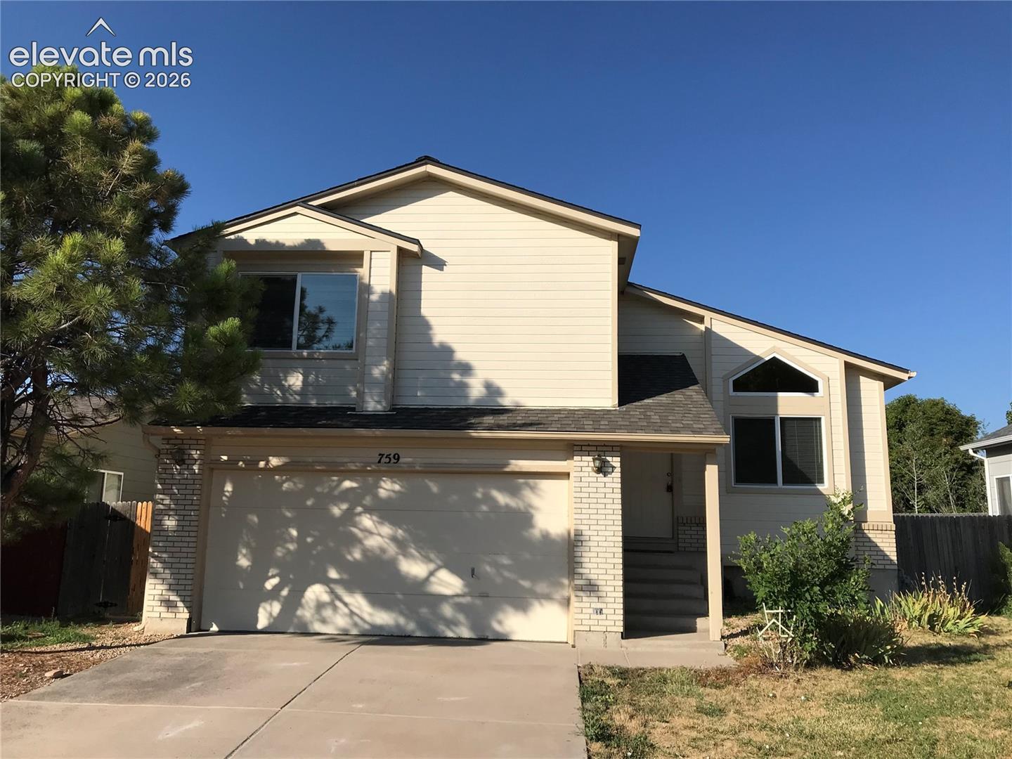 759 Descendant Drive — photo