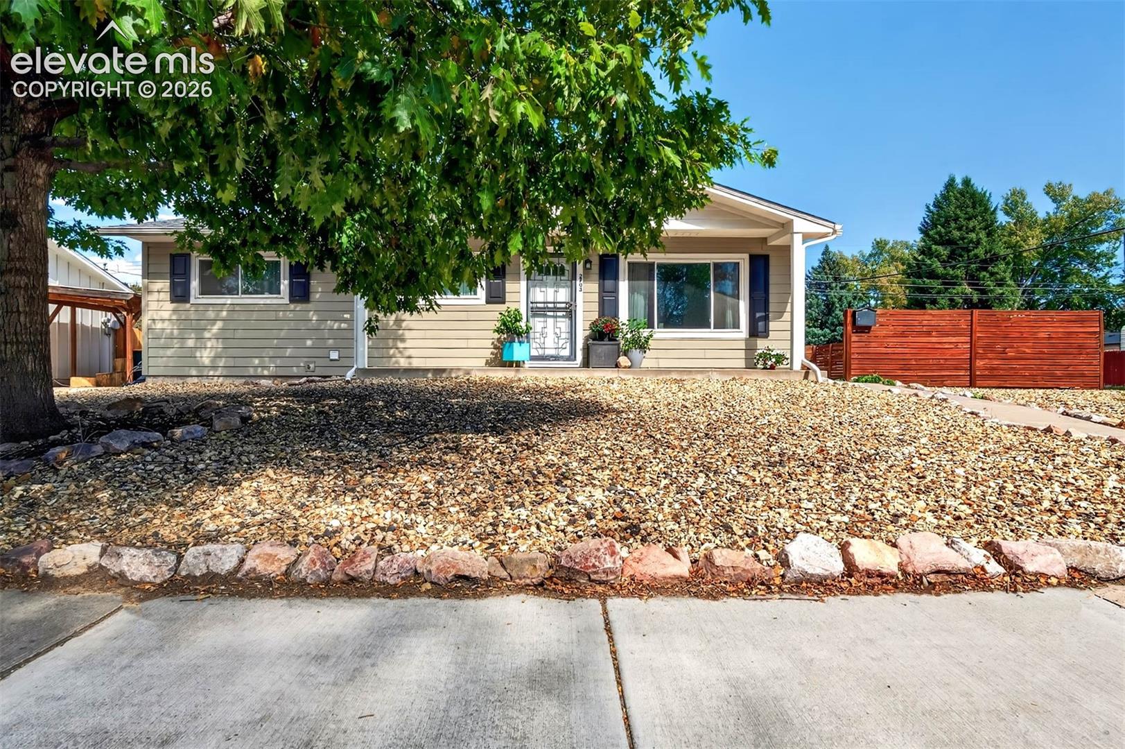 2703 N Arcadia Street — photo