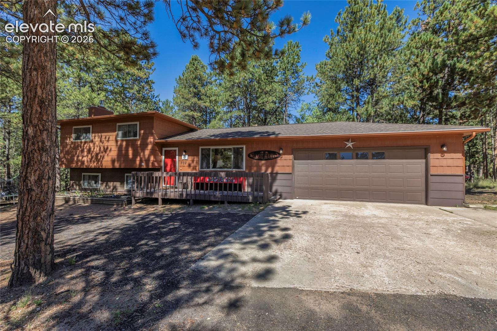 702 Sunnywood Loop — photo