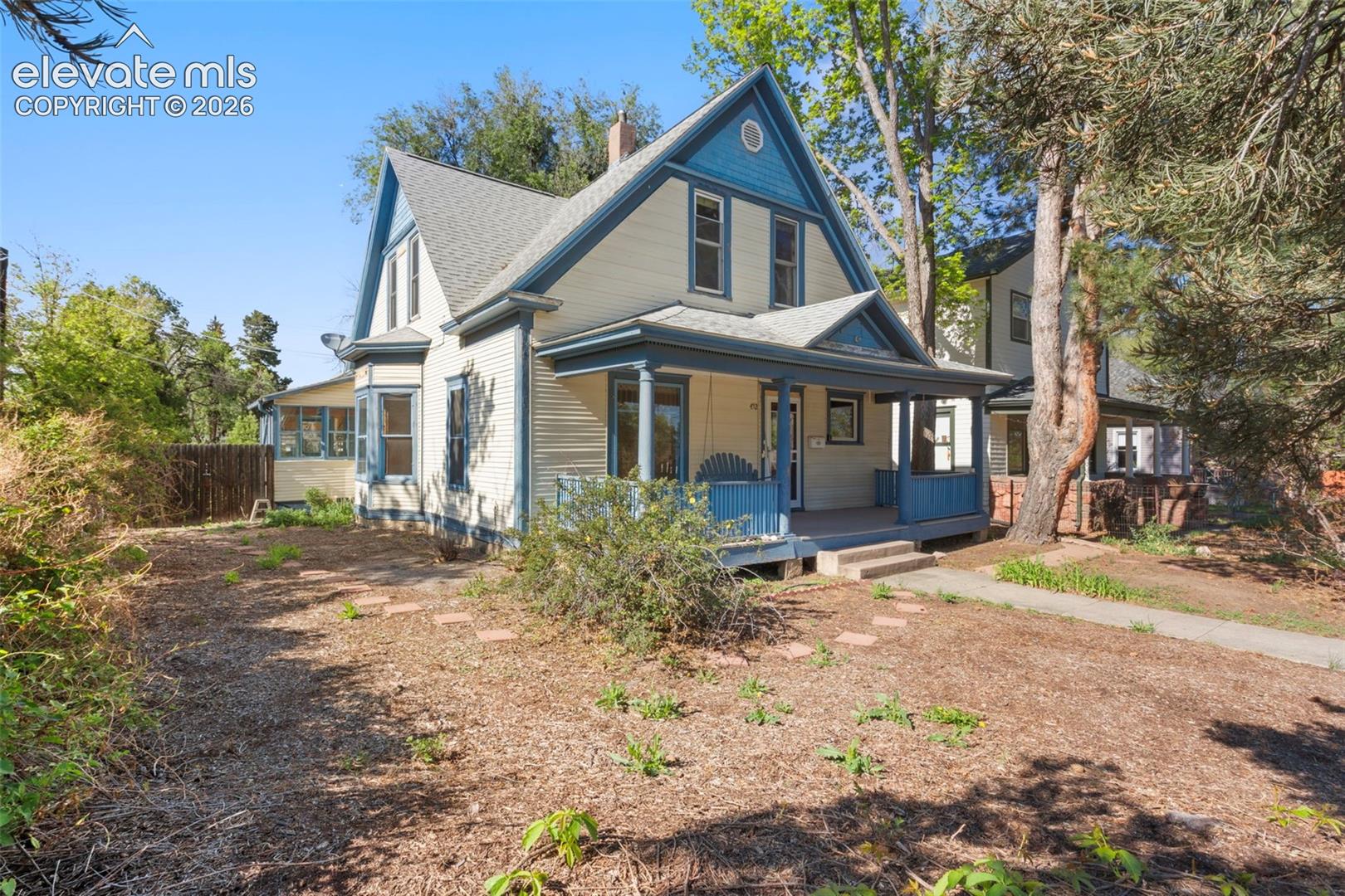 452 W Yampa Street — photo