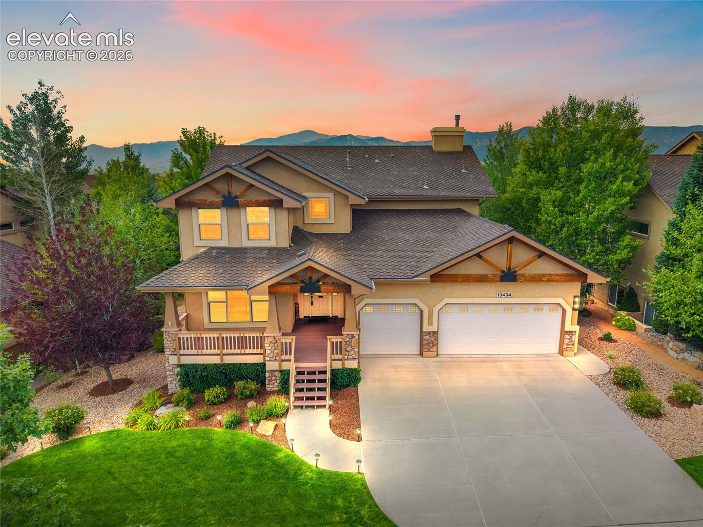 13434 Crane Canyon Loop — photo