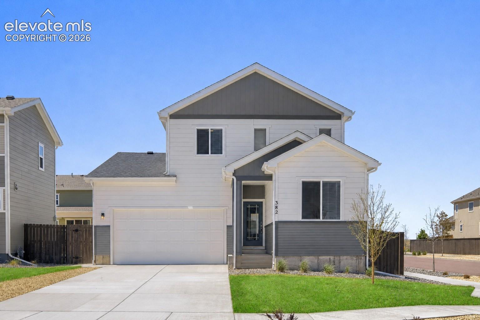 382 Indian Grass Street — photo