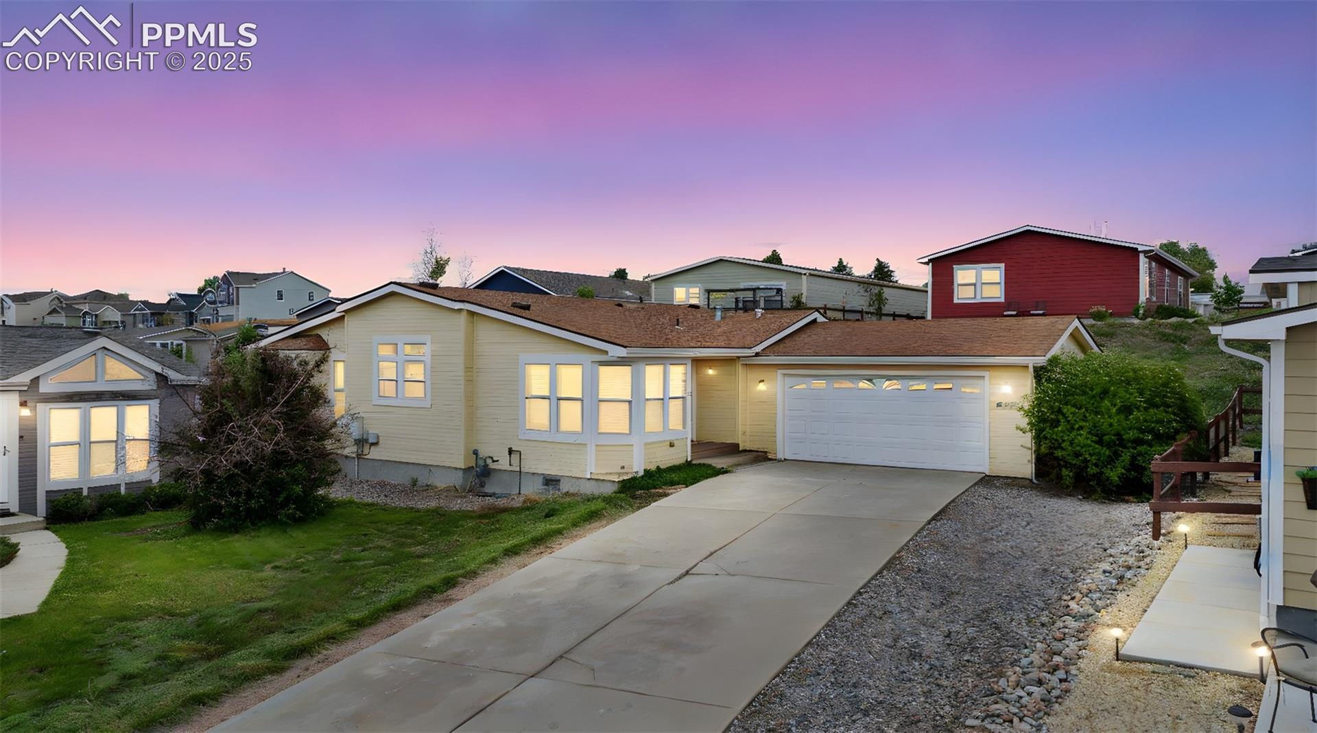 4481 Kingfisher Point — photo