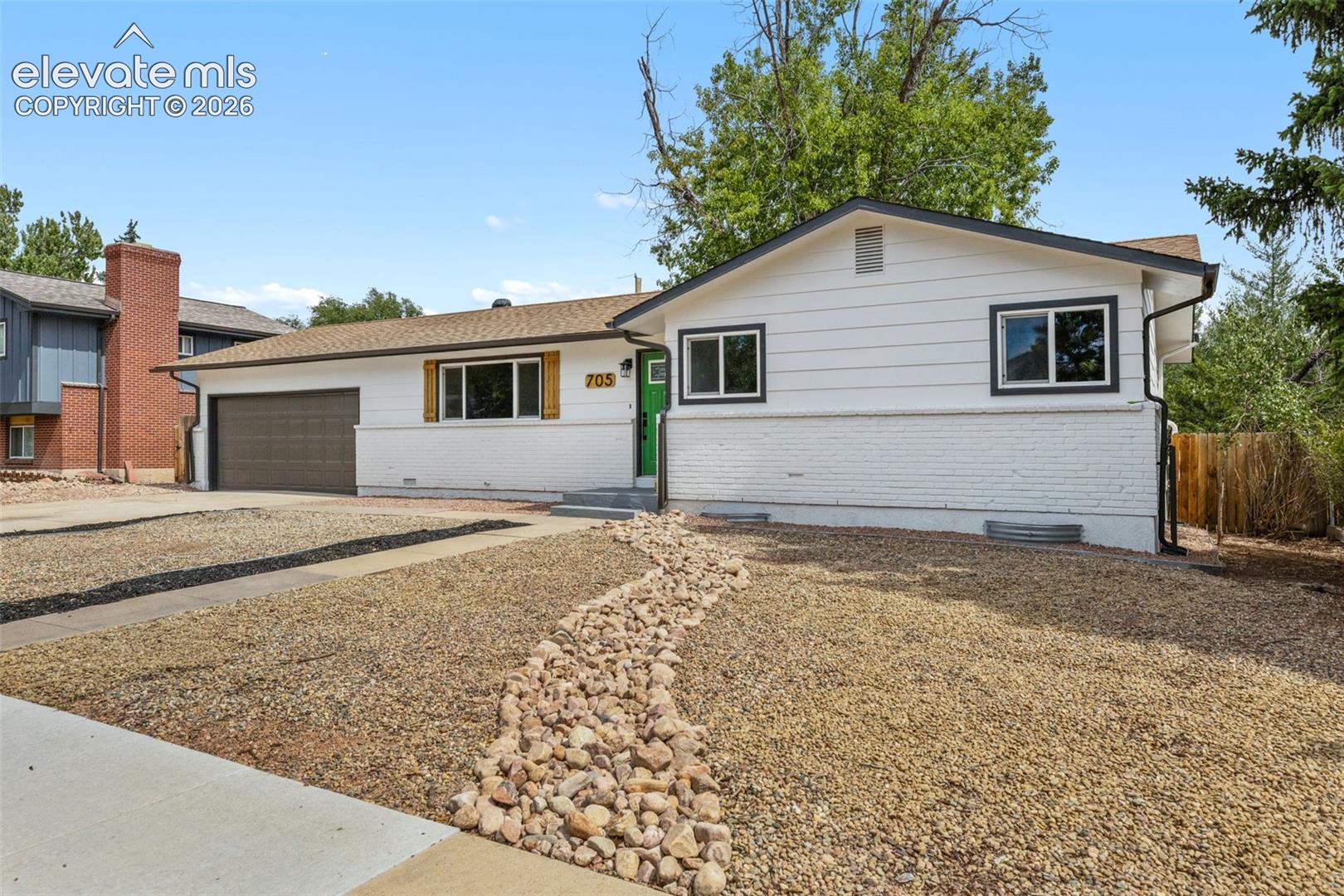 705 Pioneer Lane — photo