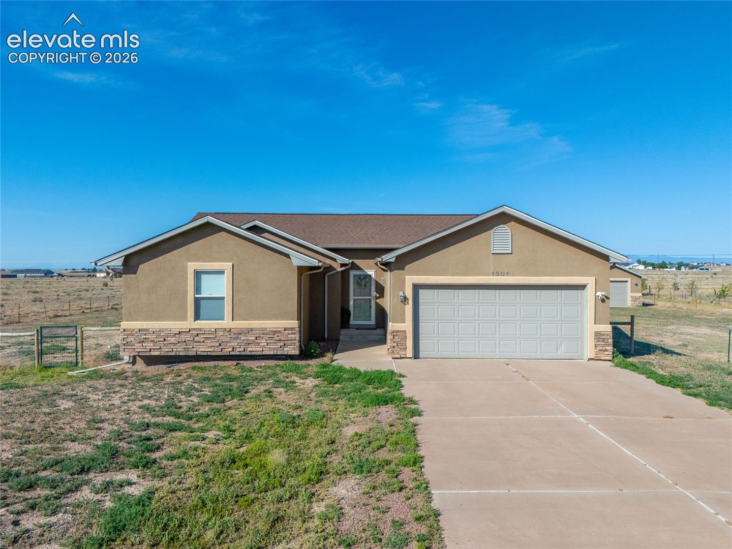 1301 N Challenger Drive — photo