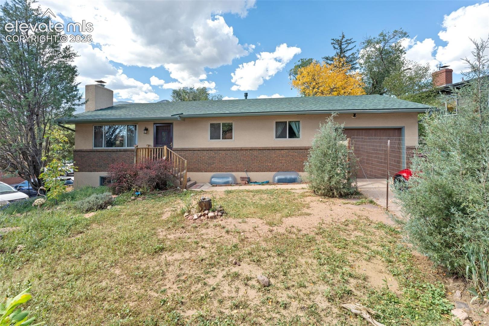 106 Lois Lane — photo