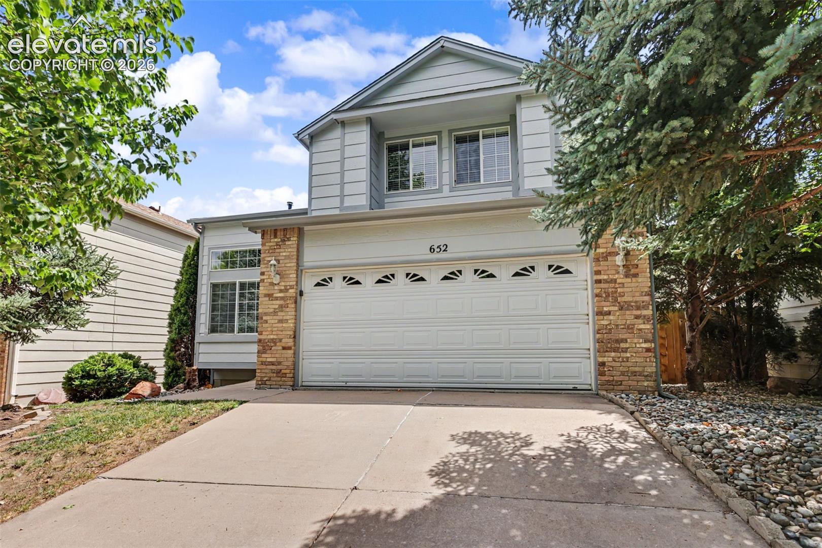 652 Welsh Circle — photo