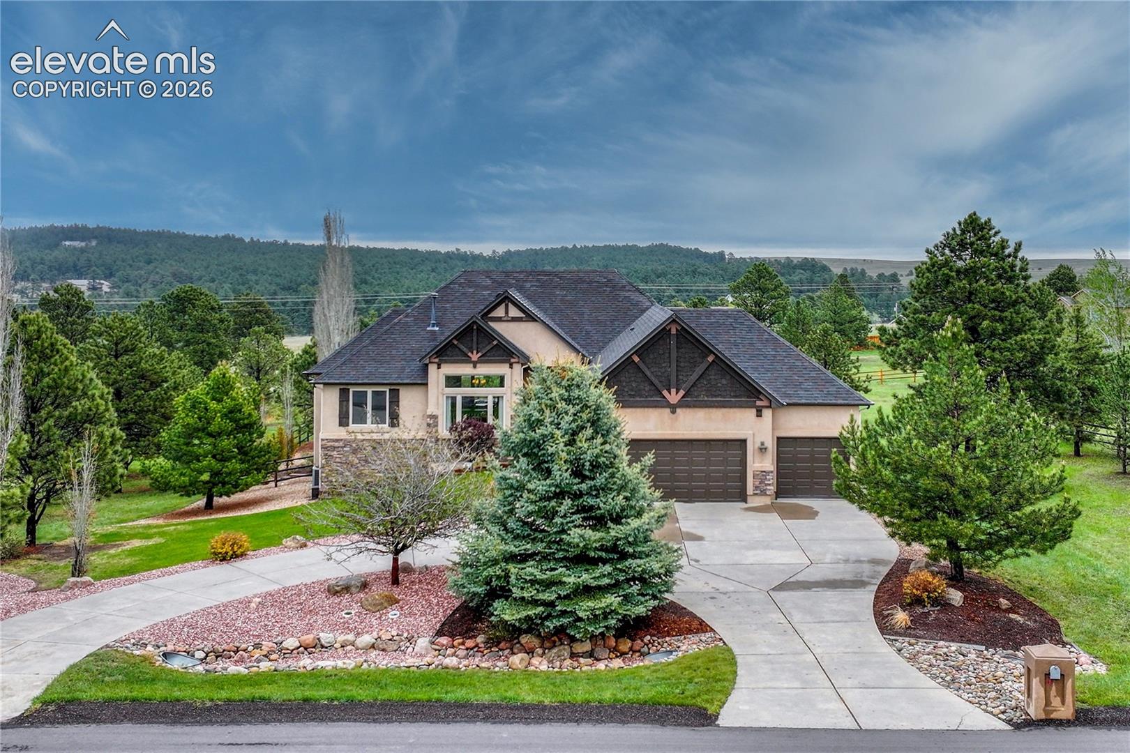 17925 Grama Ridge Na — photo