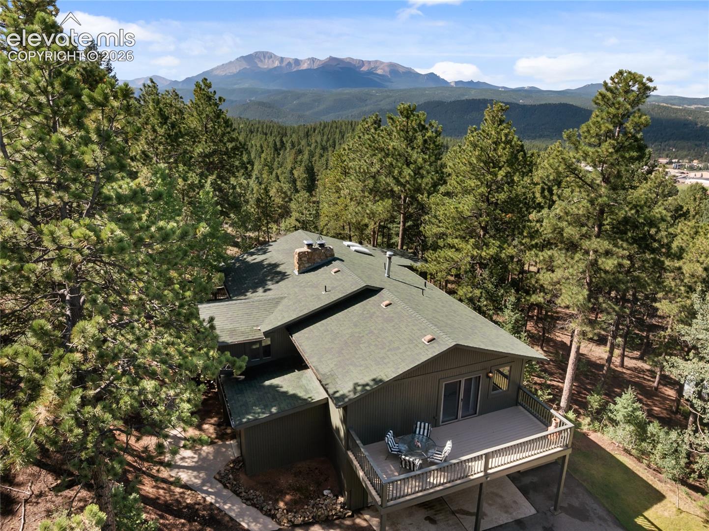 1150 Forest Hill Place — photo