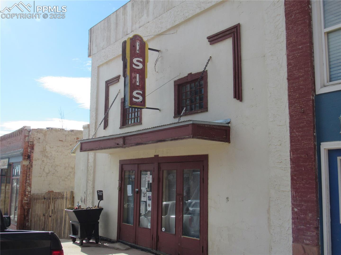 109 S Third Street — photo