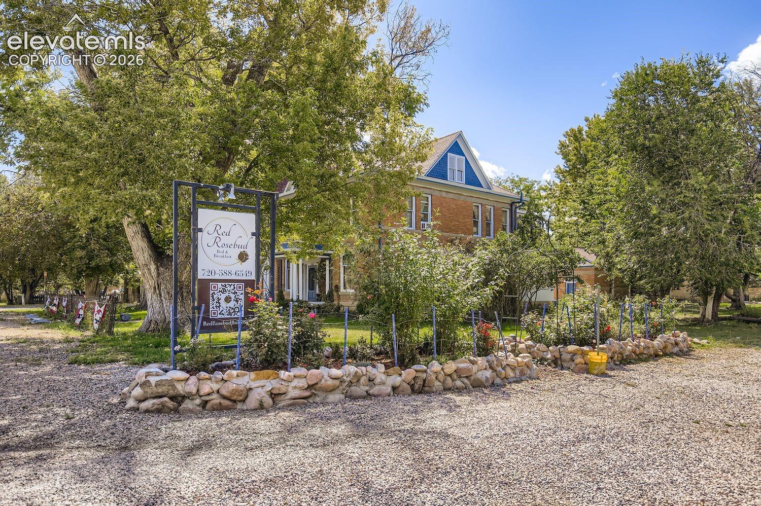 1305 W 3rd Street — photo