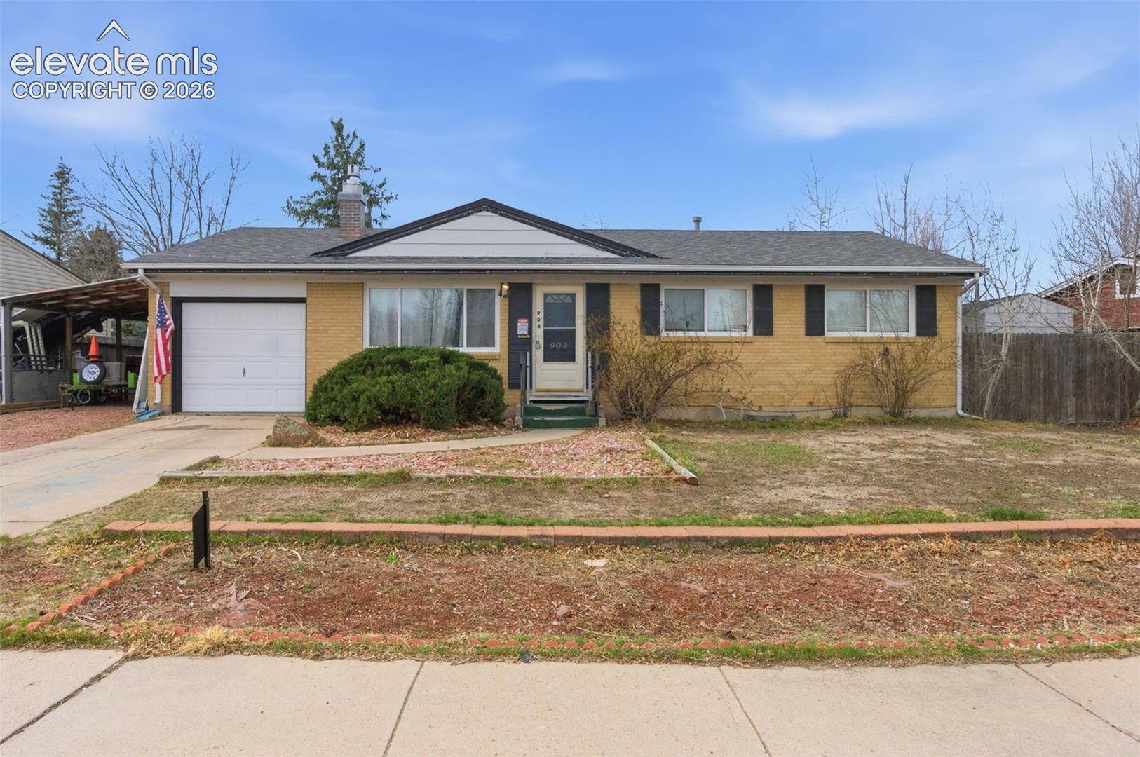 904 Potter Drive — photo