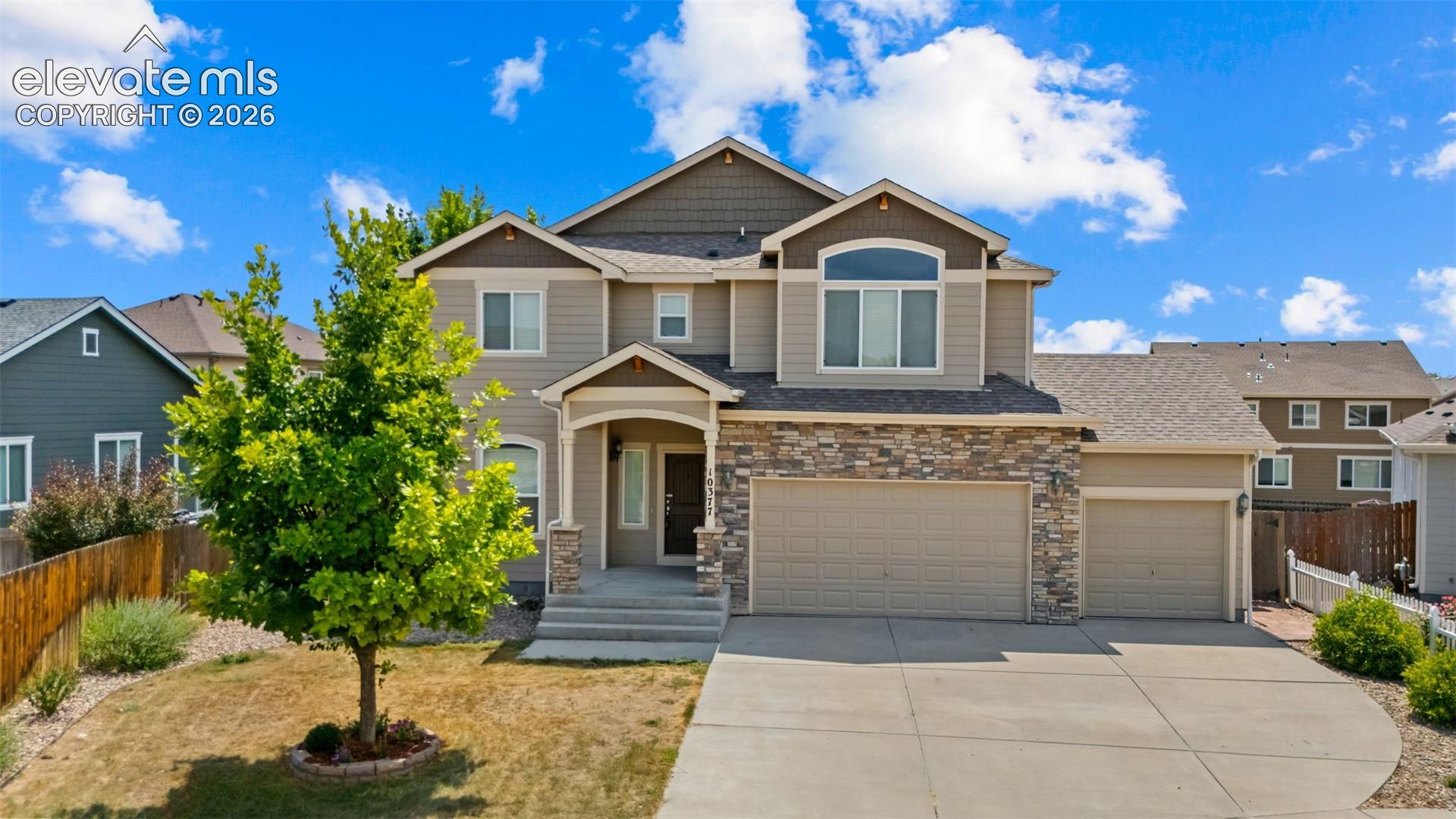 10377 Valor Court — photo