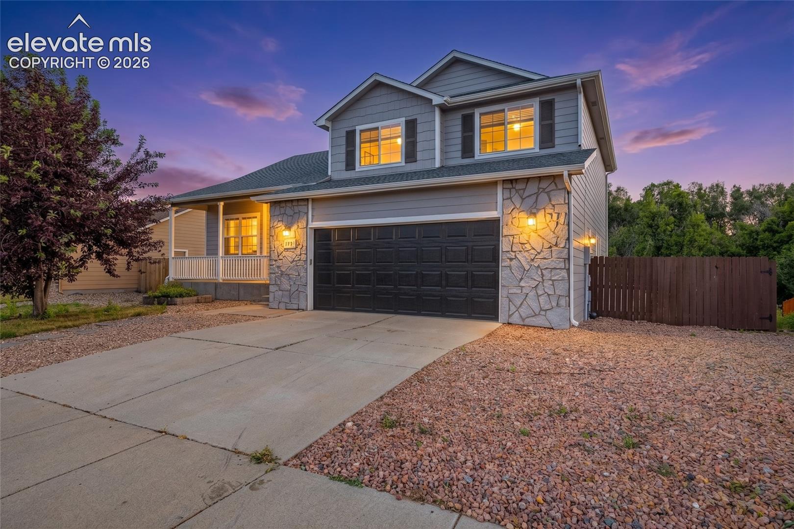 11185 Falling Star Road — photo