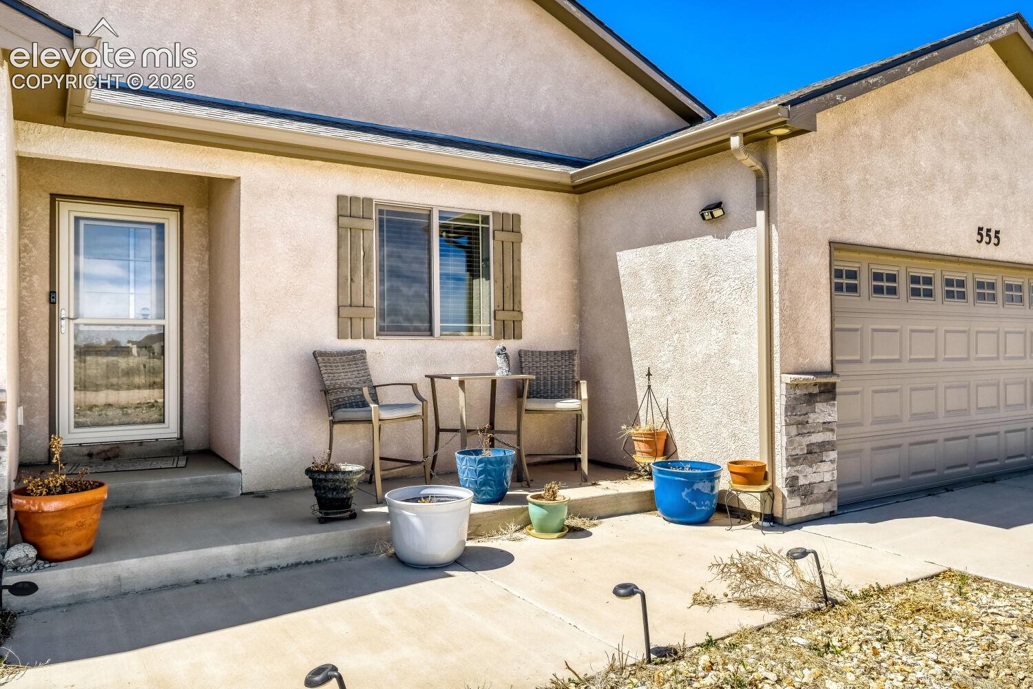 555 N Verbena Drive — photo