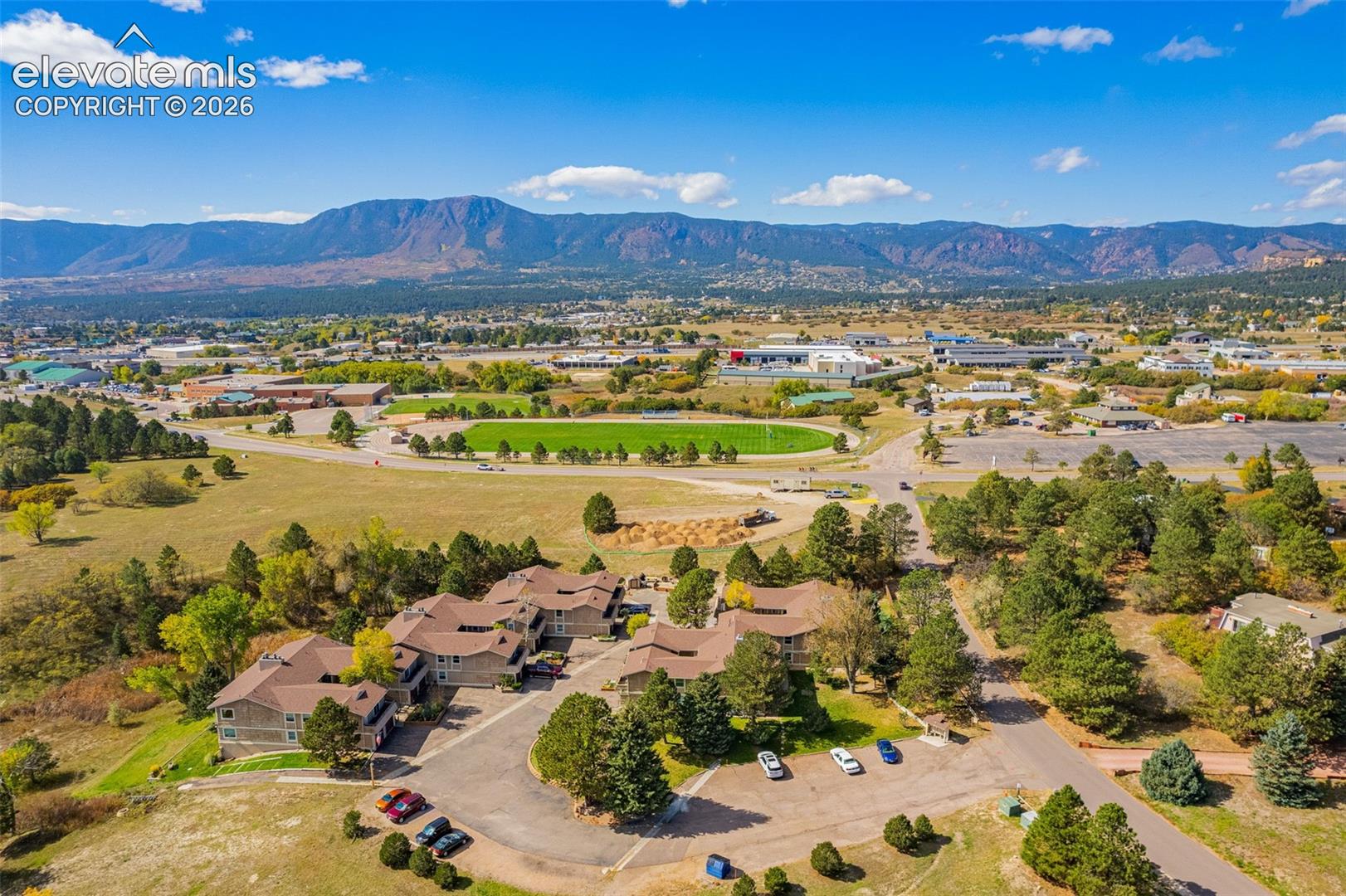 1660 Deer Creek Road — photo