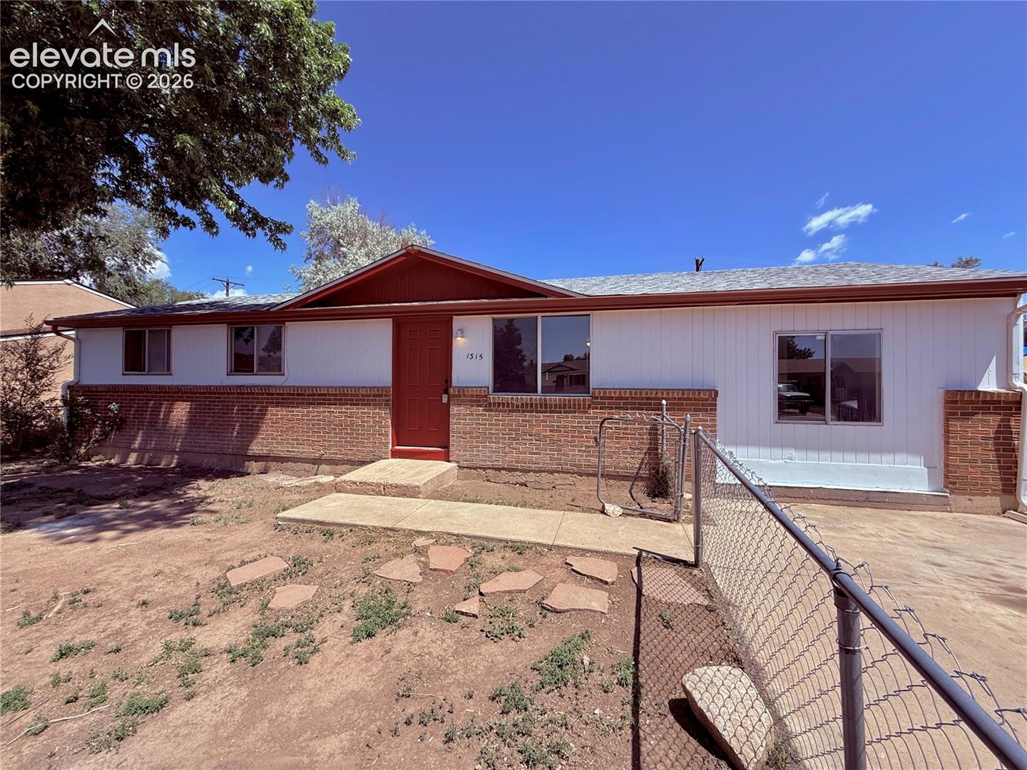 1315 Maxwell Street — photo