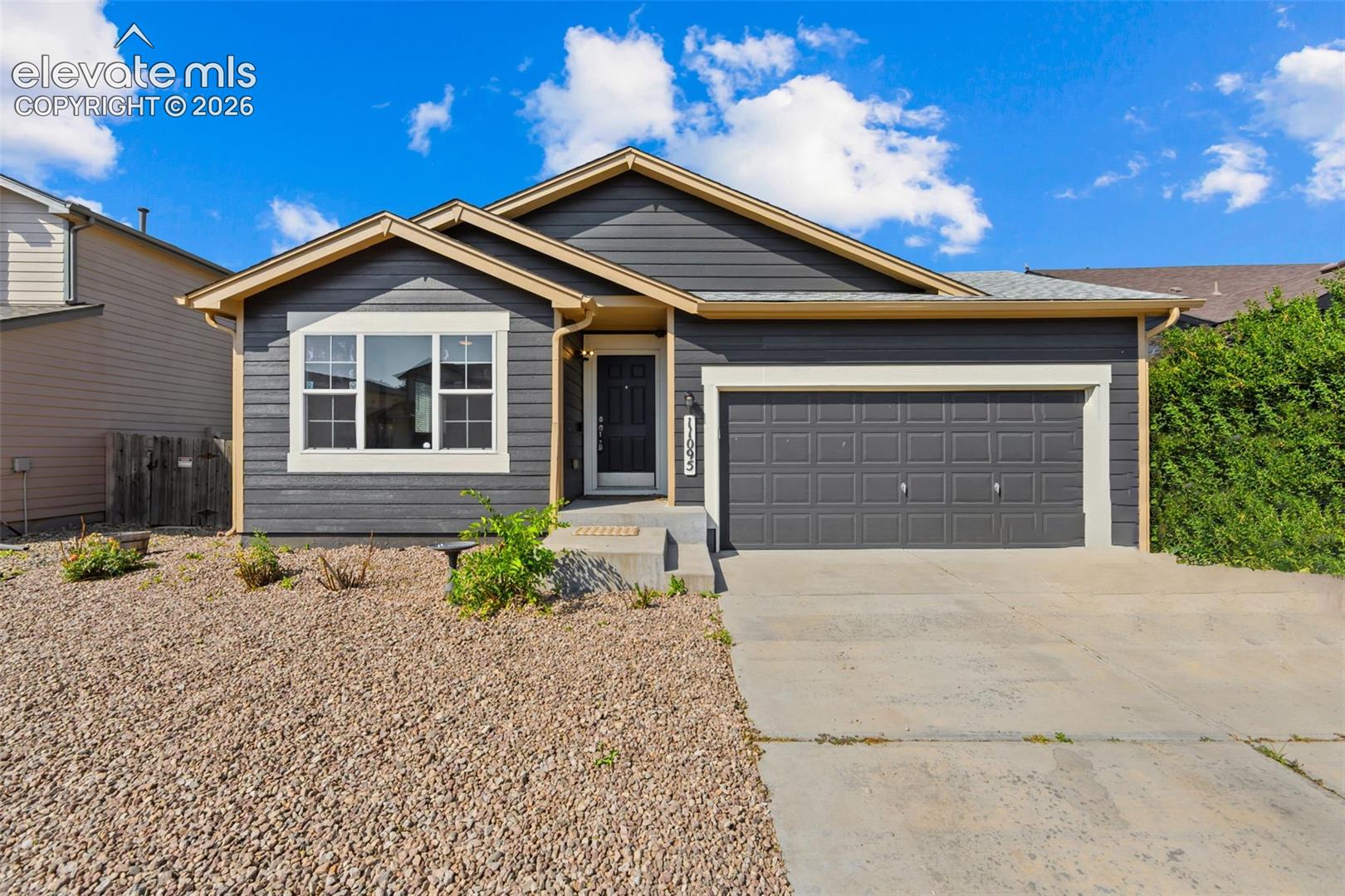 11095 Falling Star Road — photo
