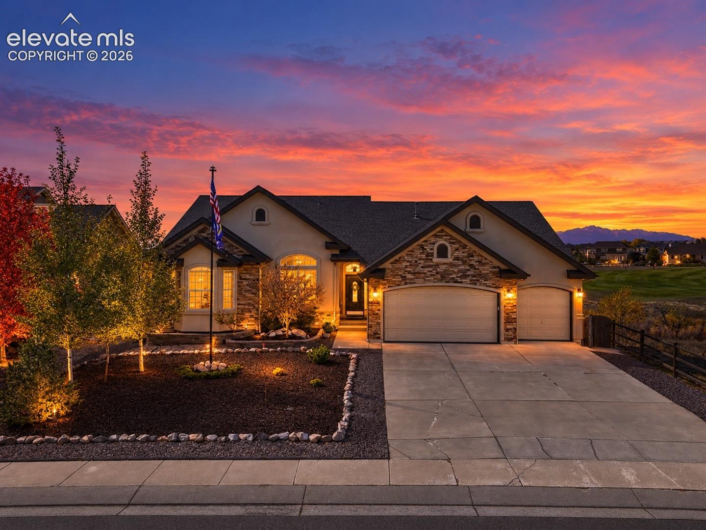 10862 Torreys Peak Way — photo