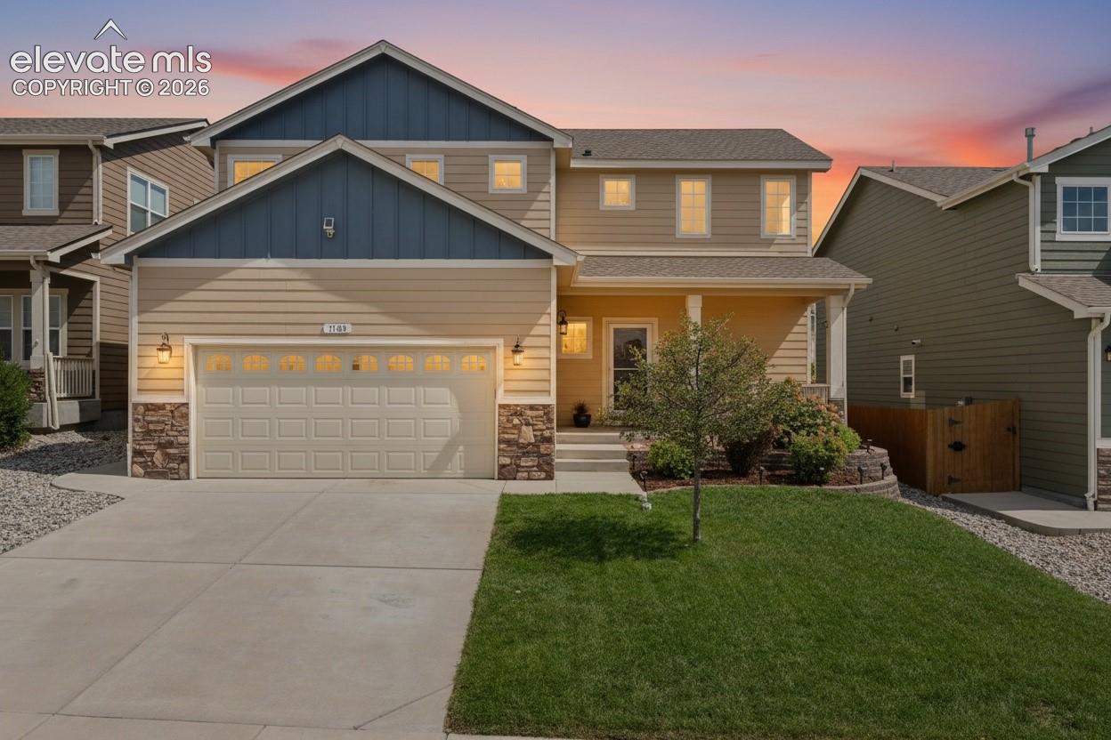 7183 Red Cardinal Loop — photo