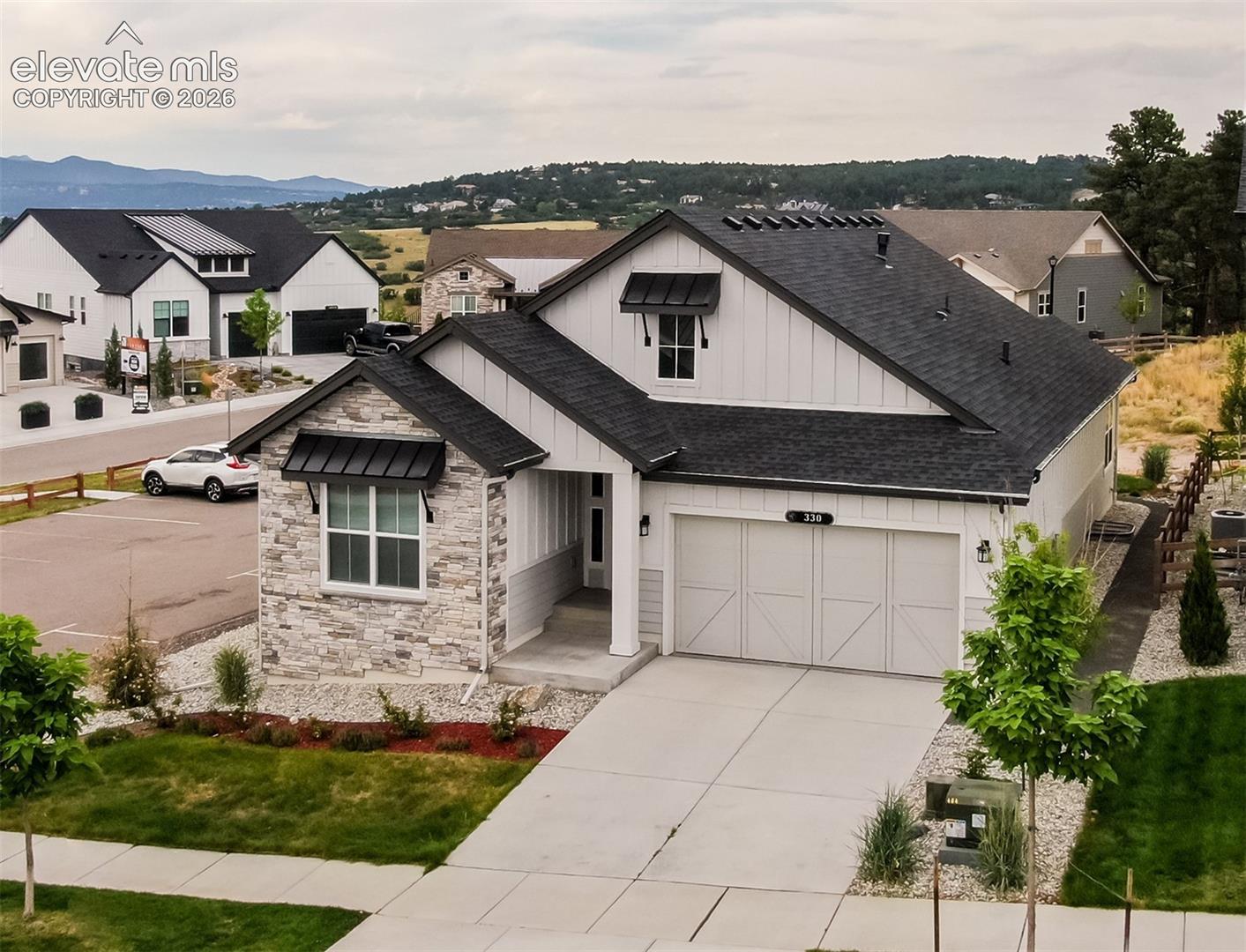 330 E Lost Pines Drive — photo