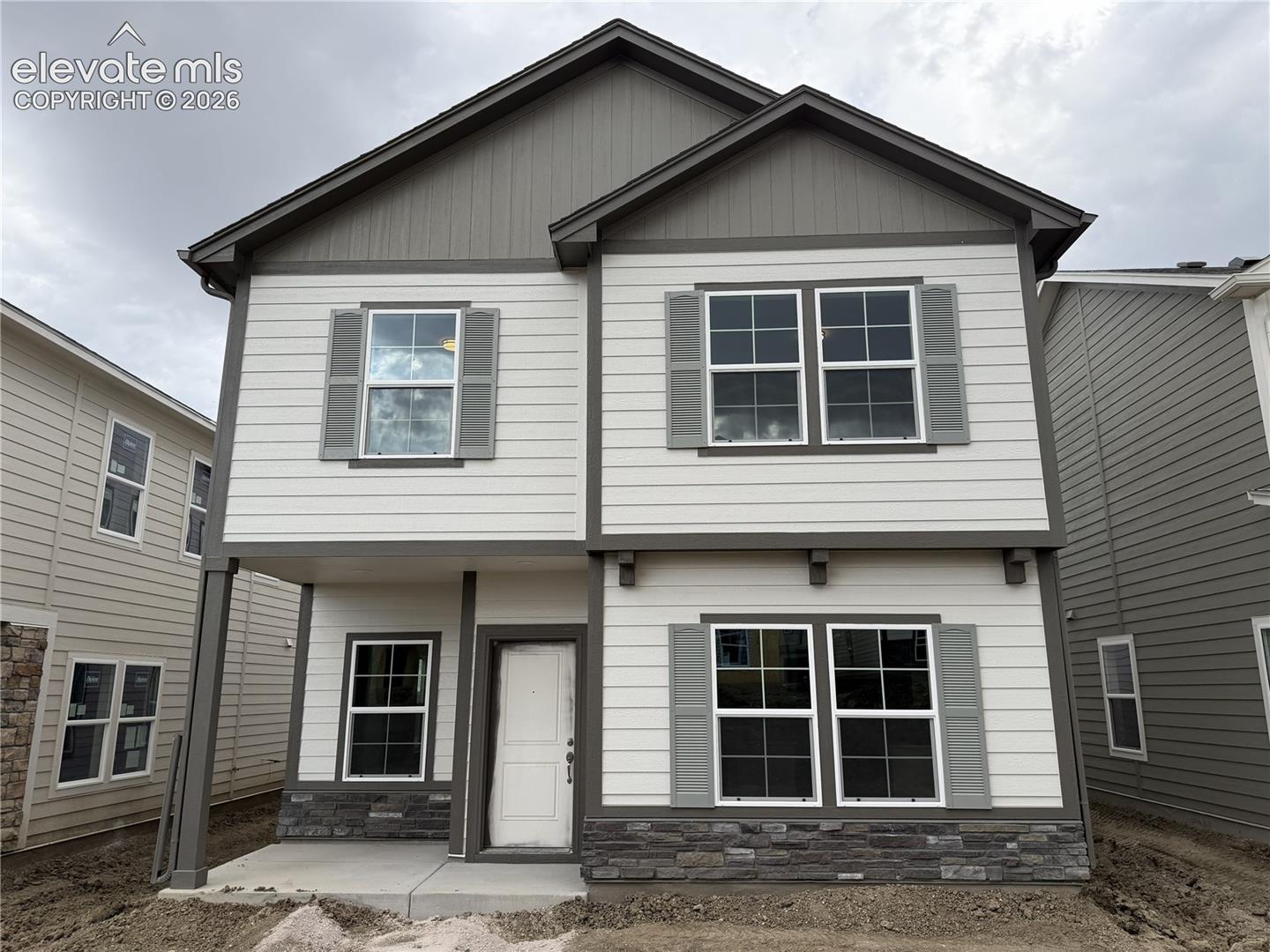 5340 Hodges Grove — photo