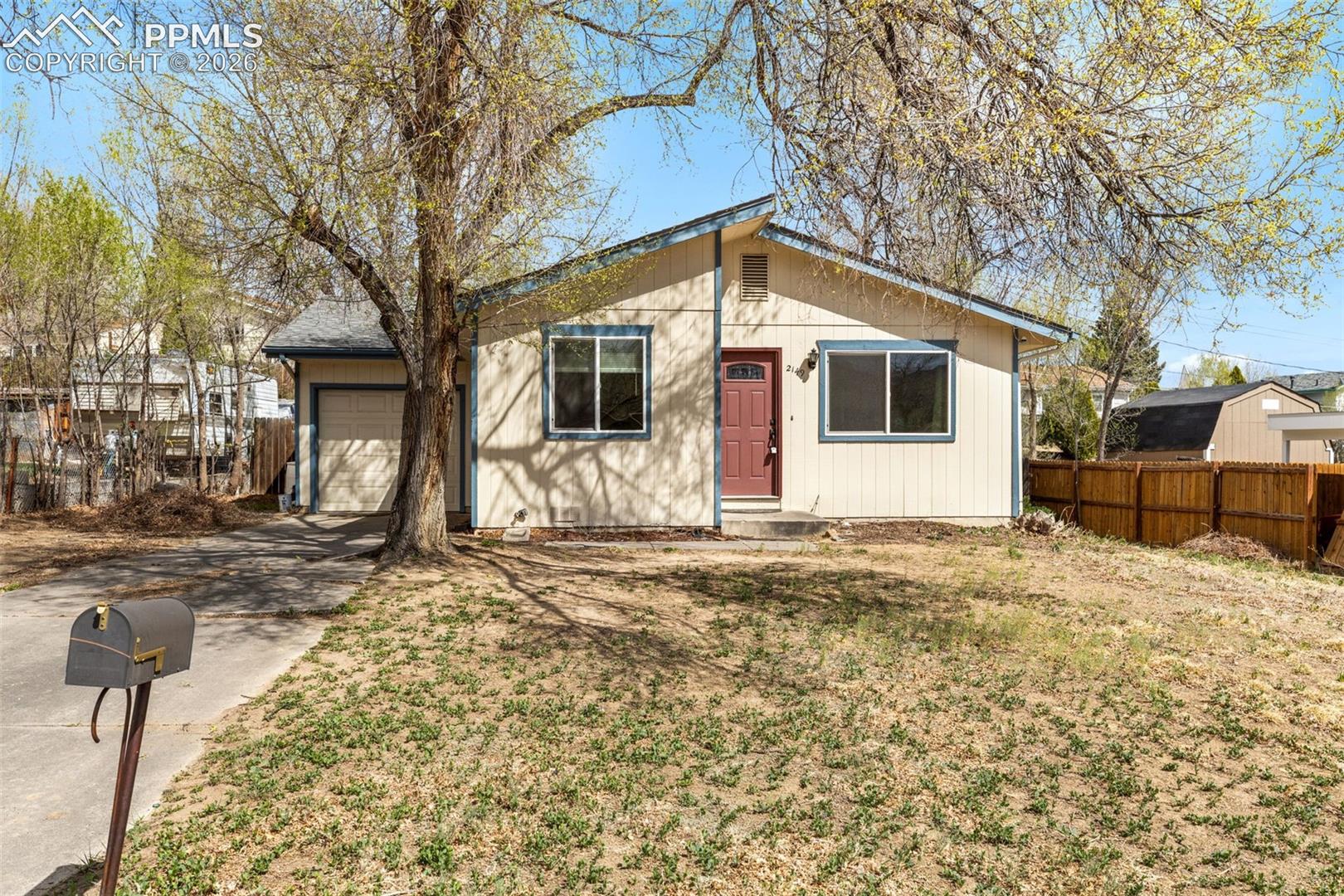 2149 Whitewood Drive — photo