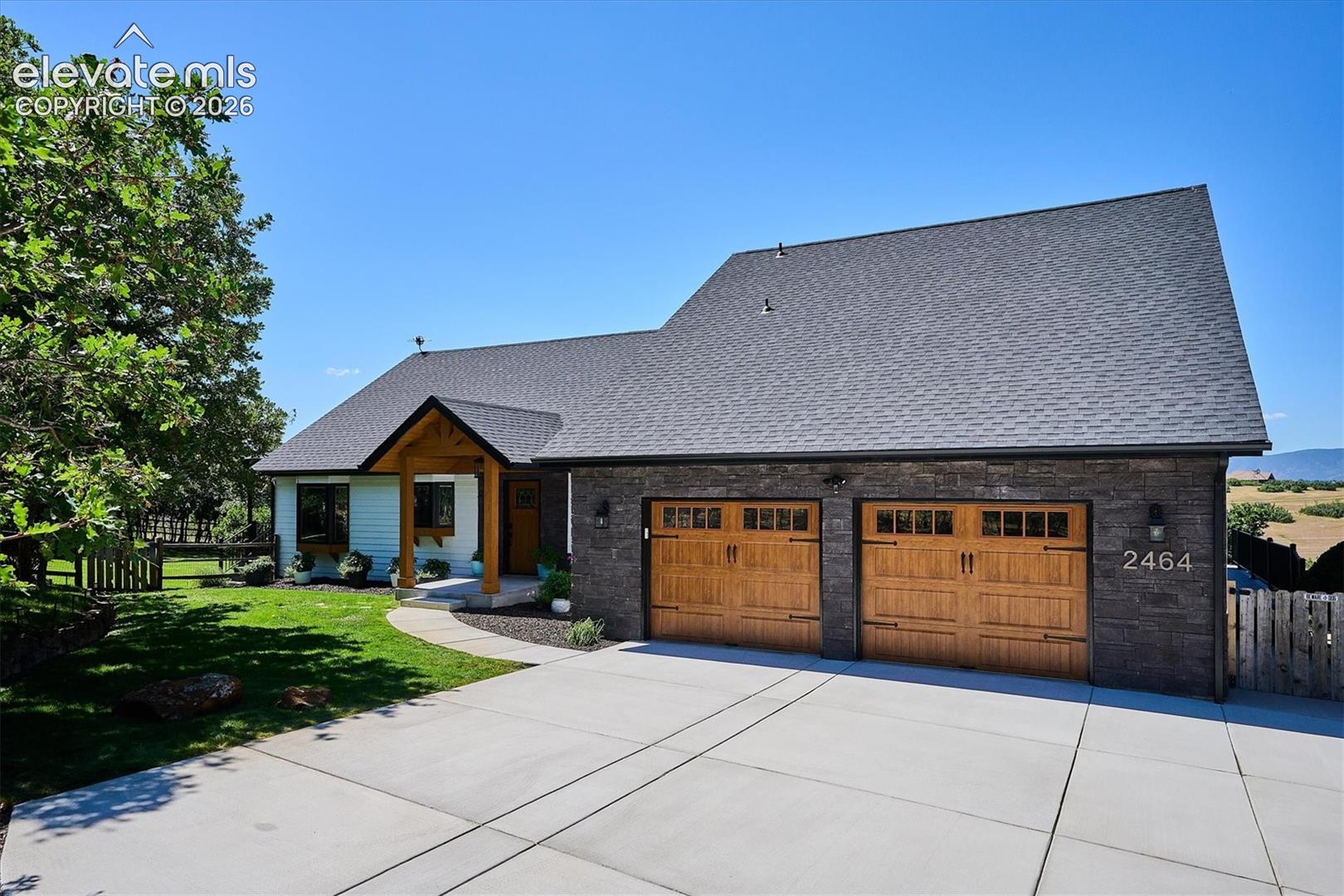 2464 W Wolfensberger Road — photo