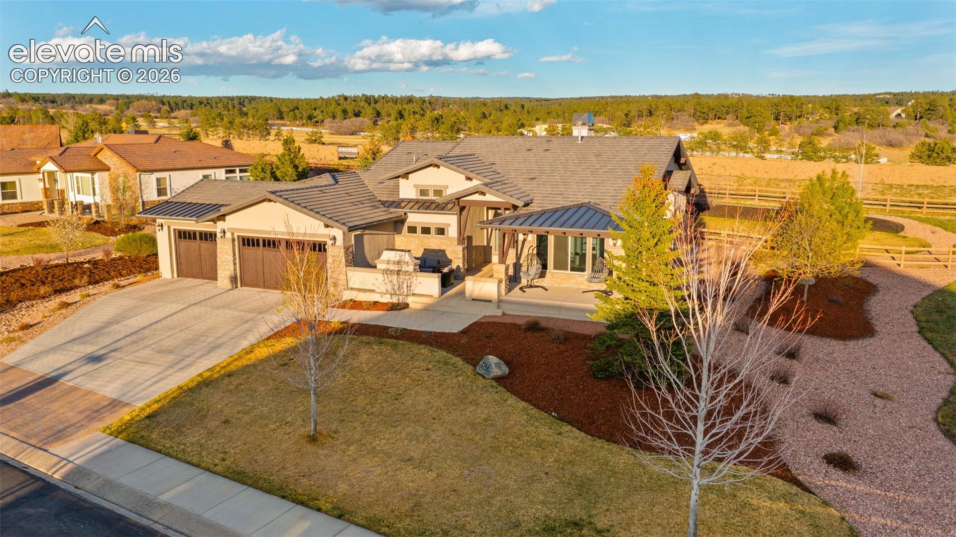 2363 Coyote Crest View — photo