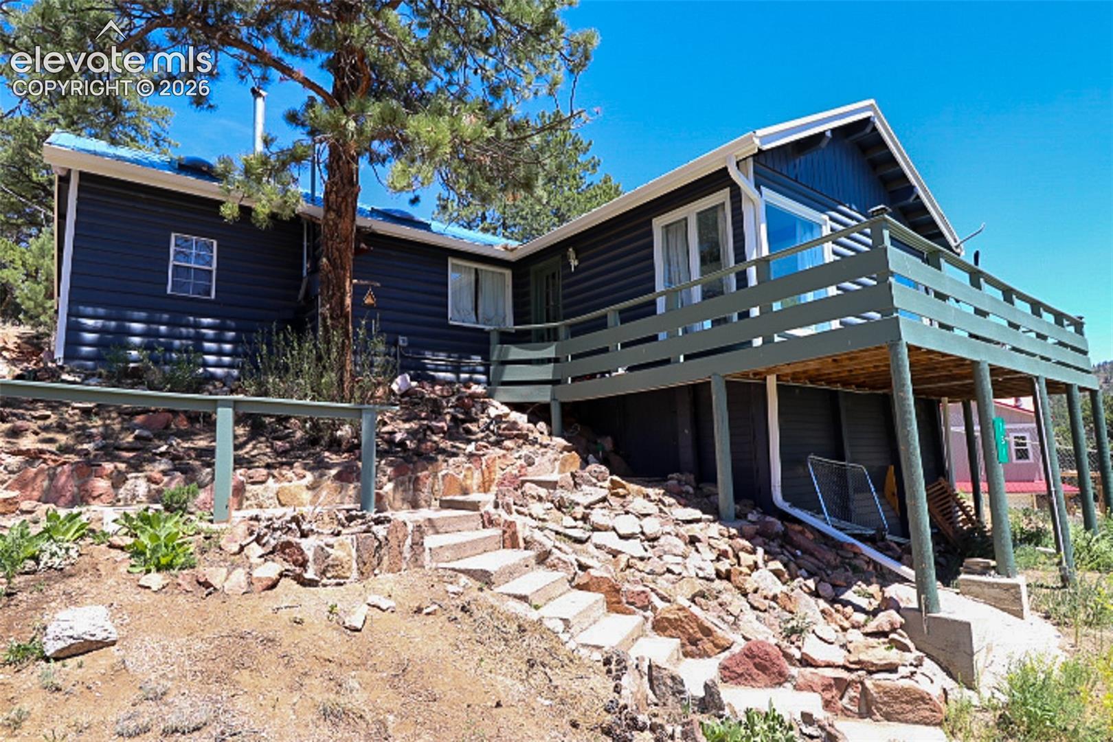 731 Midland Court — photo