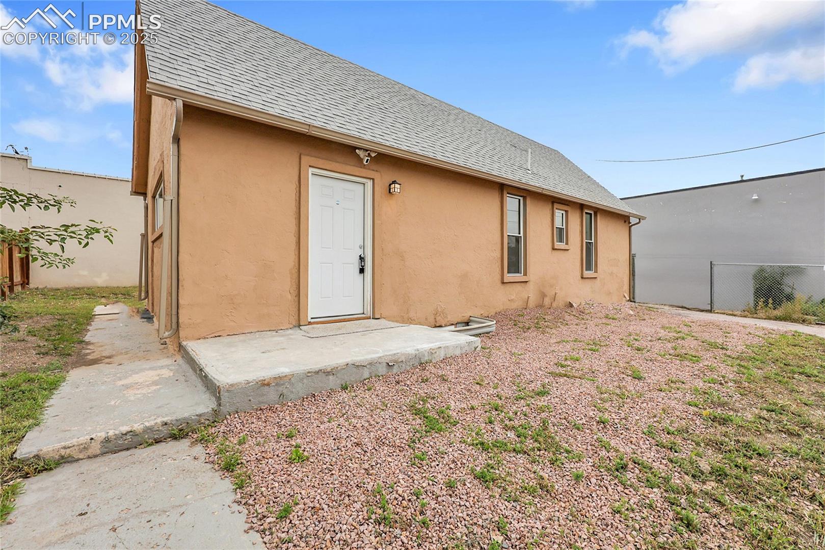 106 E Las Vegas Street — photo