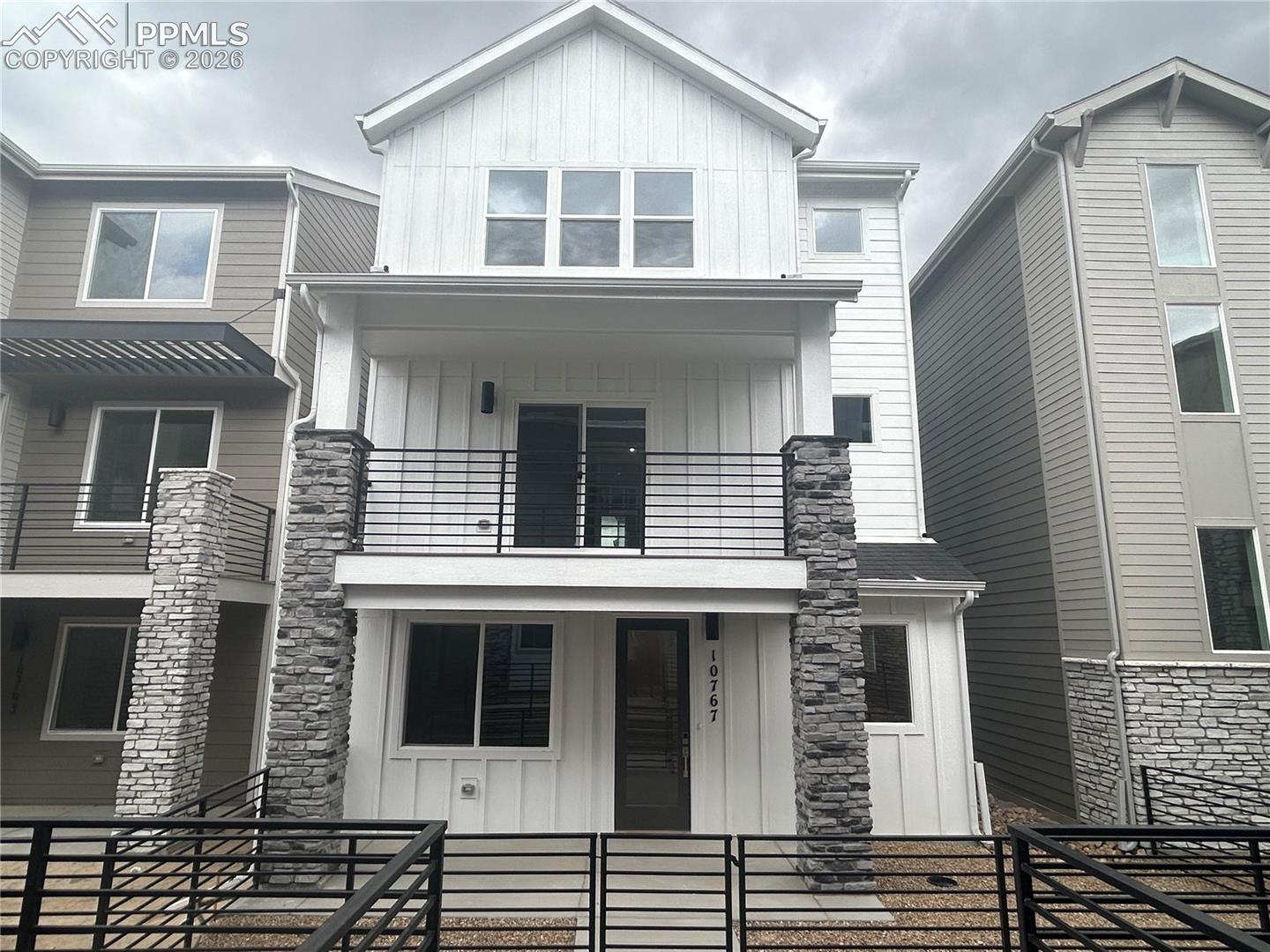 10767 Spalding View — photo