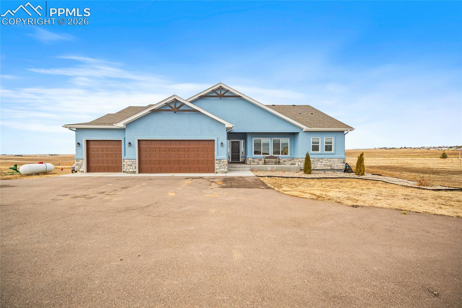3445 Antelope Hill View — photo