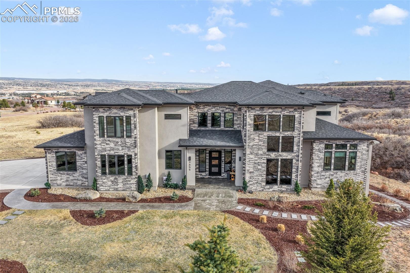 3655 Mesa Top Drive — photo