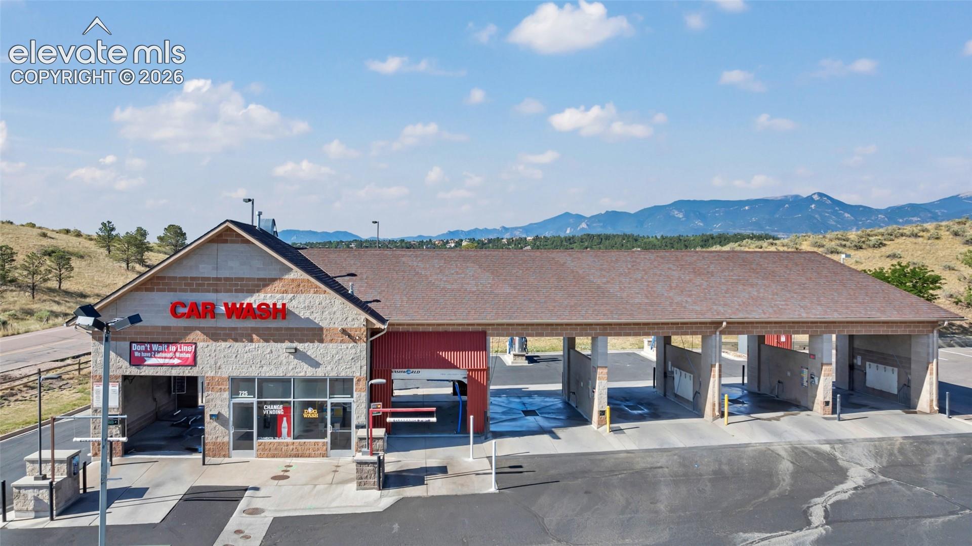 725 Village Center Drive — photo