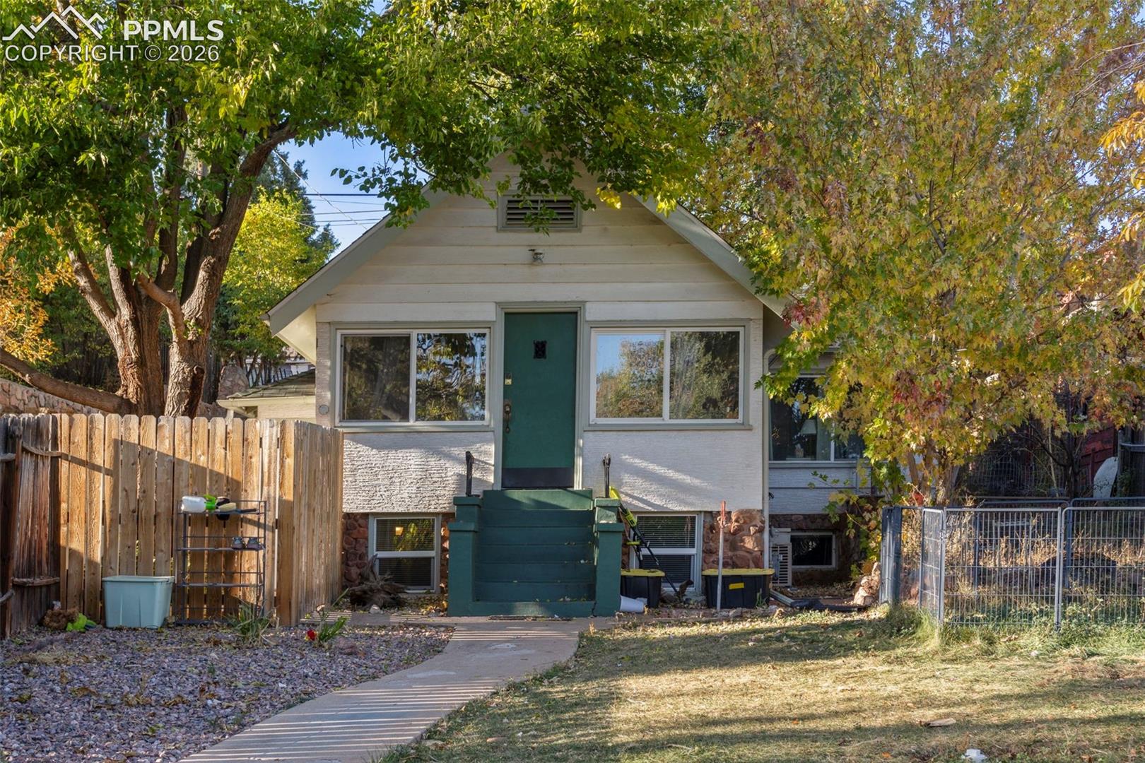3414 W Pikes Peak Avenue — photo