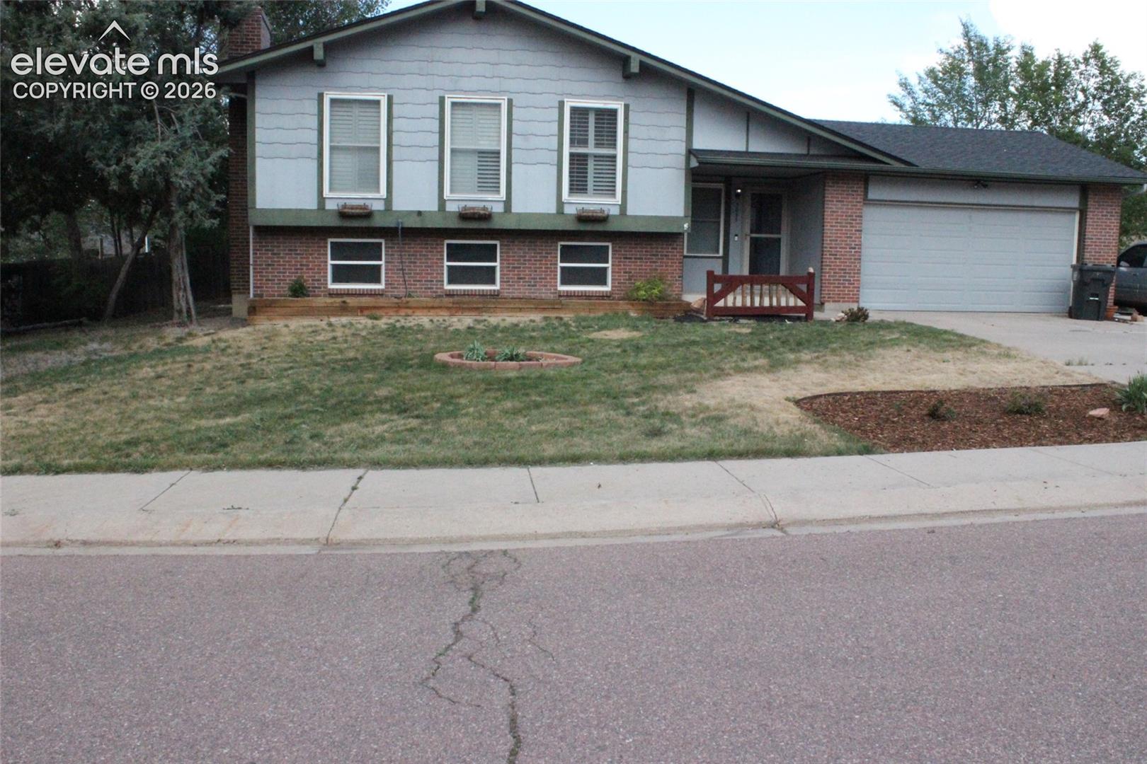 5055 Picket Drive — photo
