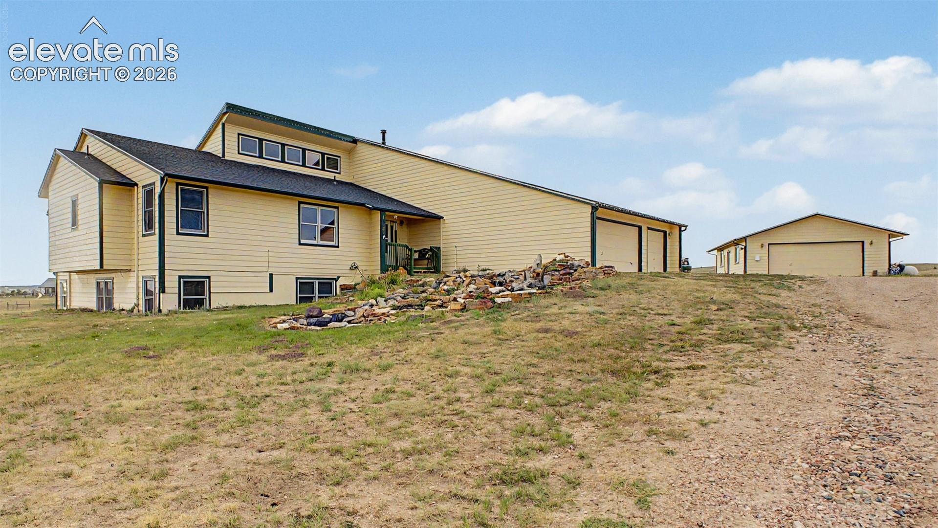 15820 Valdez Circle — photo