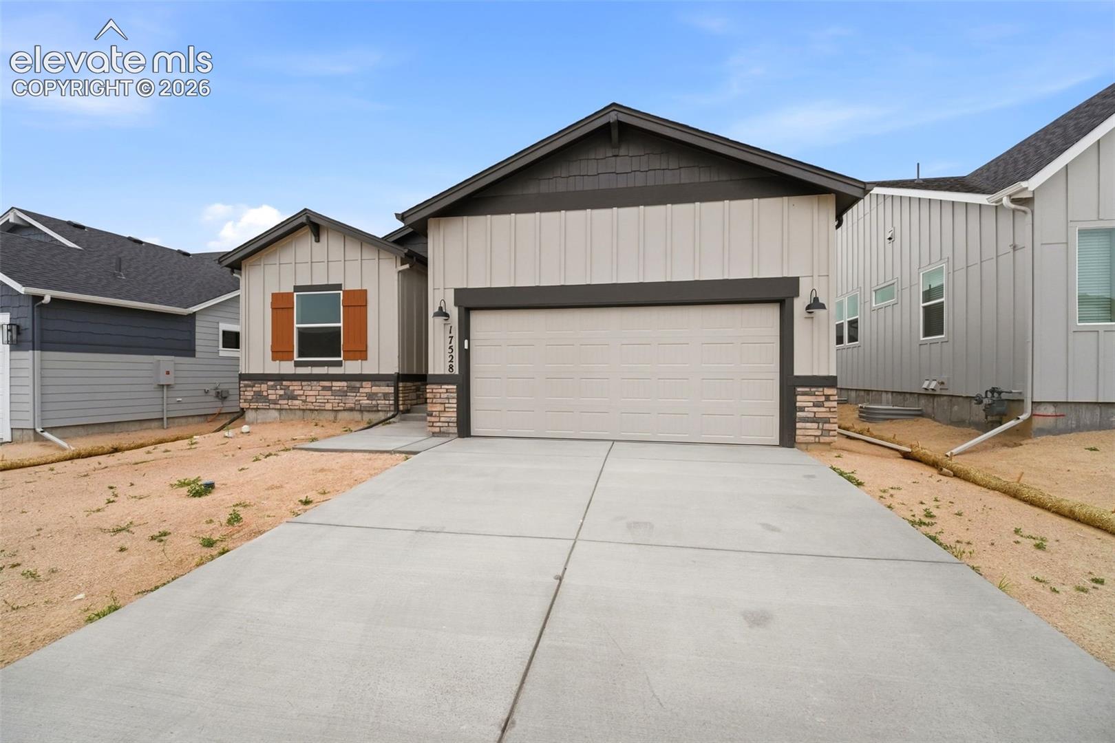 17528 Lucky Penny Lane — photo